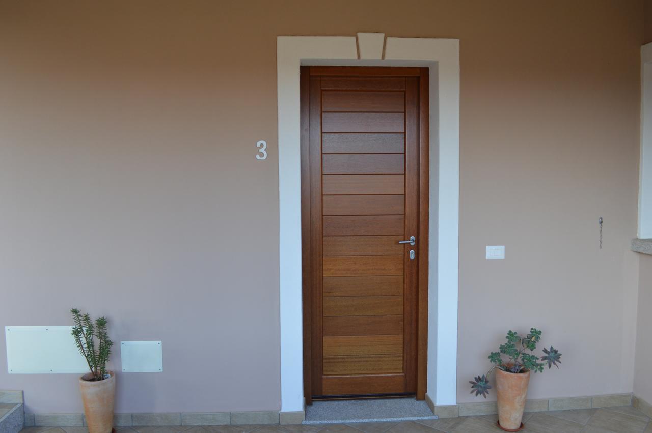 Guest Rooms Affittacamere San Teodoro  Exteriér fotografie
